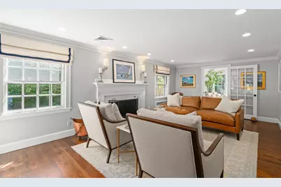 4 Woodlawn Oval, Wellesley, MA 02481 - Photo 5