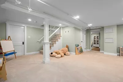 4 Woodlawn Oval, Wellesley, MA 02481 - Photo 31