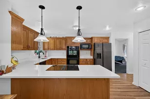 112 Saunders St, Gardner, MA 01440 - Photo 17