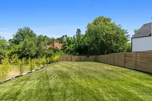 11 Algonquin Rd, Newton, MA 02467 - Photo 39