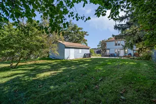 13 Hudson St, Methuen, MA 01844 - Photo 37