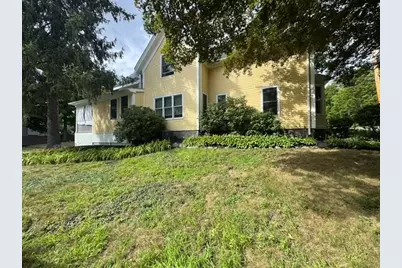 8 Winthrop St, Danvers, MA 01923 - Photo 5
