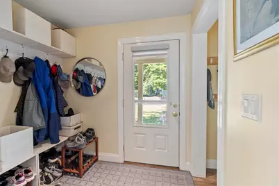 8 Winthrop St, Danvers, MA 01923 - Photo 7