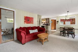 19 Lakeview Dr, Holland, MA 01521 - Photo 9