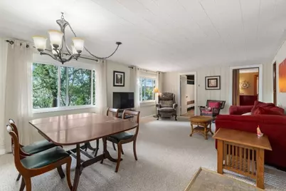 19 Lakeview Dr, Holland, MA 01521 - Photo 7