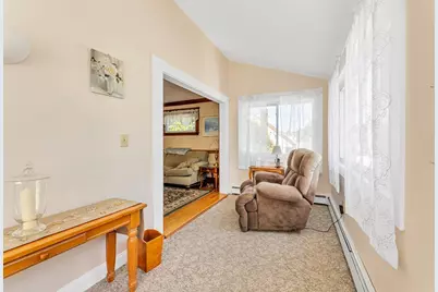 45 Hemlock Rd, Boston, MA 02132 - Photo 9