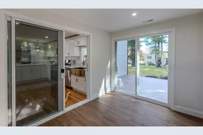 308 Laurel St, Bridgewater, MA 02324 - Photo 9