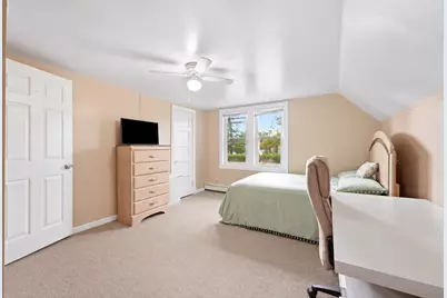 11 Garrity St, Chicopee, MA 01020 - Photo 21