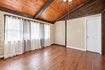 11 Garrity St, Chicopee, MA 01020 - Photo 19