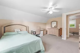11 Garrity St, Chicopee, MA 01020 - Photo 23