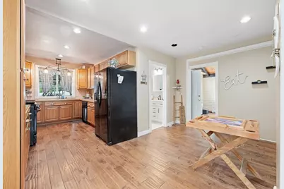 11 Garrity St, Chicopee, MA 01020 - Photo 11