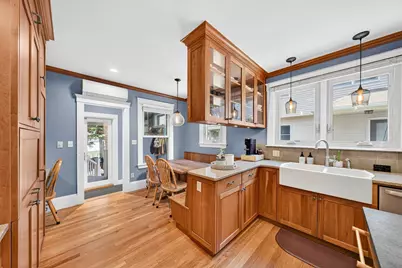 33 Union St, North Andover, MA 01845 - Photo 9