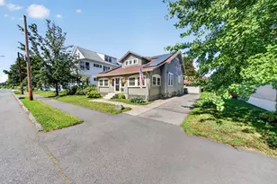 33 Union St, North Andover, MA 01845 - Photo 1