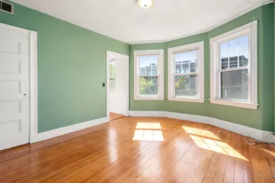 83 Francis St #5, Brookline, MA 02446 - Photo 5