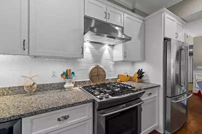 616 E Fourth Street #303, Boston, MA 02127 - Photo 15