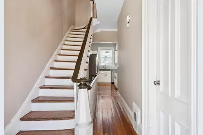 40 Humphreys St, Boston, MA 02125 - Photo 5