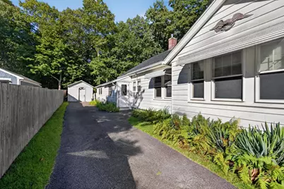 578 Valentine St, Fall River, MA 02720 - Photo 7