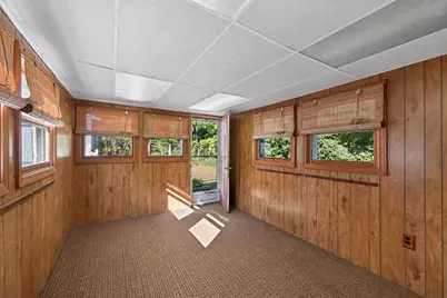 578 Valentine St, Fall River, MA 02720 - Photo 11