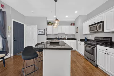 131 Derby St #1R, Salem, MA 01970 - Photo 9
