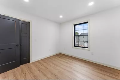 10 Buffalo Ct, Providence, RI 02909 - Photo 15