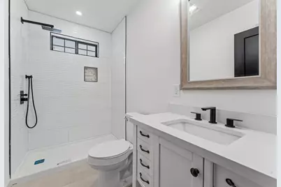 10 Buffalo Ct, Providence, RI 02909 - Photo 25