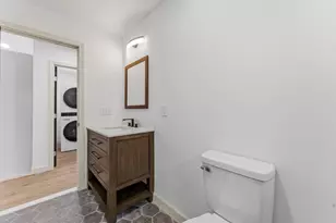 10 Buffalo Ct, Providence, RI 02909 - Photo 21