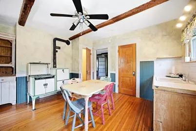 111 Greenacre Avenue, Longmeadow, MA 01106 - Photo 3