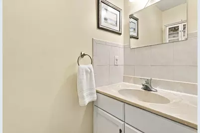 15 Northwoods Cir #15, Woburn, MA 01801 - Photo 17