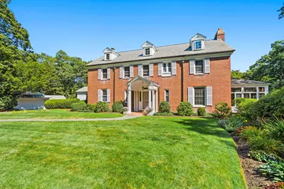 8 Oakmount Circle, Lexington, MA 02420 - Photo 3
