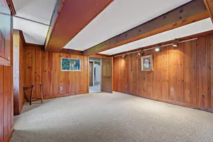 8 Oakmount Cir, Lexington, MA 02420 - Photo 33
