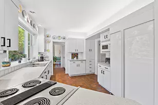 8 Oakmount Cir, Lexington, MA 02420 - Photo 19