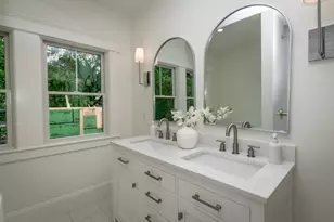 109 Lakeview Ave, Cambridge, MA 02138 - Photo 19