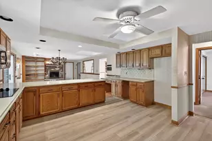532 Hill St, Raynham, MA 02767 - Photo 19
