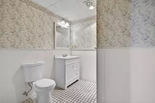 532 Hill St, Raynham, MA 02767 - Photo 25