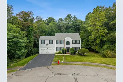 24 Penniman Cir, Stoughton, MA 02072 - Photo 3