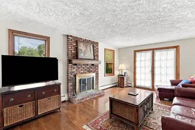 6 Laurel Road, Blackstone, MA 01504 - Photo 3