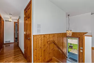 21 Cardosi Ct, Pawtucket, RI 02861 - Photo 9