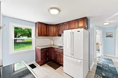 162 Clark St, Worcester, MA 01606 - Photo 5