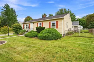 162 Clark St, Worcester, MA 01606 - Photo 1