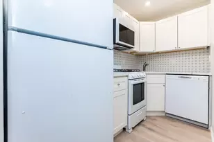 142 Kenrick, Boston, MA 02135 - Photo 7