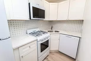 142 Kenrick, Boston, MA 02135 - Photo 5