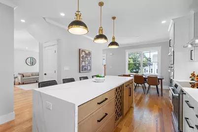 595 Winthrop St, Medford, MA 02155 - Photo 9