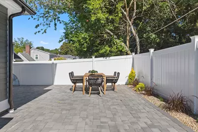 595 Winthrop St, Medford, MA 02155 - Photo 39