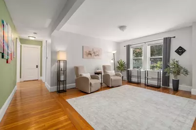 37 Everett St #1, Waltham, MA 02453 - Photo 5