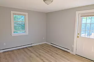 22 Hampson St, Attleboro, MA 02703 - Photo 11