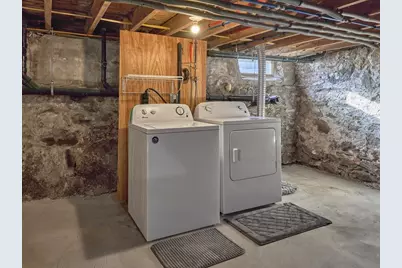 23 Snell St, Sturbridge, MA 01518 - Photo 33