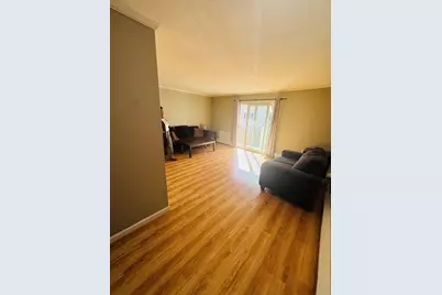 9 Chapel Hill Dr. #6, Plymouth, MA 02360 - Photo 5