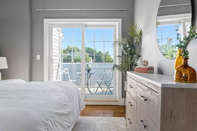 224 Florence St #10, Boston, MA 02131 - Photo 19
