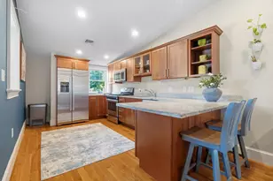 224 Florence St, Boston, MA 02131 - Photo 5