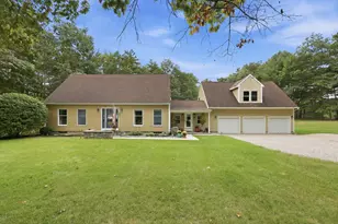6 Brittany Dr, Palmer, MA 01069 - Photo 1